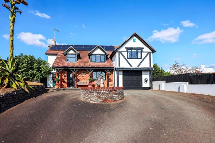5 Bedroom Detached House For Sale In Carbeile Road, Torpoint, Cornwall, PL11