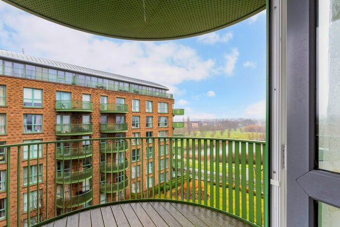 2 Bedroom Flat To Rent In Astell Road, London, SE3
