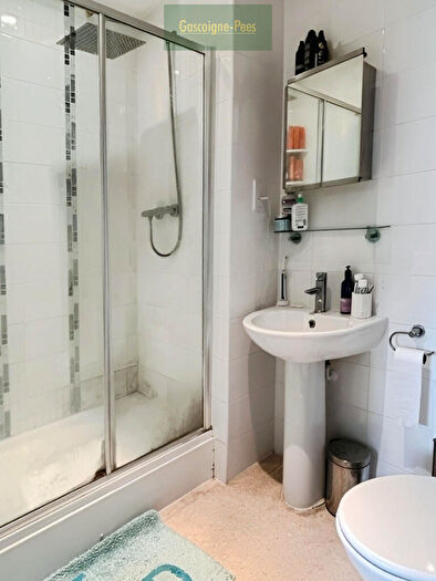 2 Bedroom Apartment To Rent In Sinclair Drive, Basingstoke, RG21
