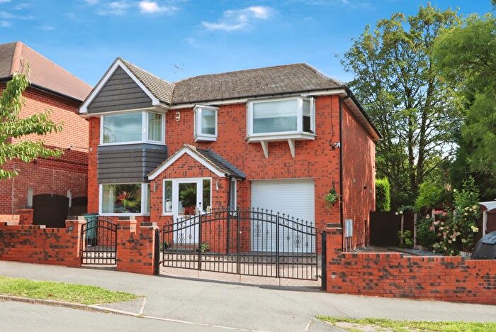 4 Bedroom Detached House For Sale In Meadow Head Drive, Meadow Head, Sheffield, S8