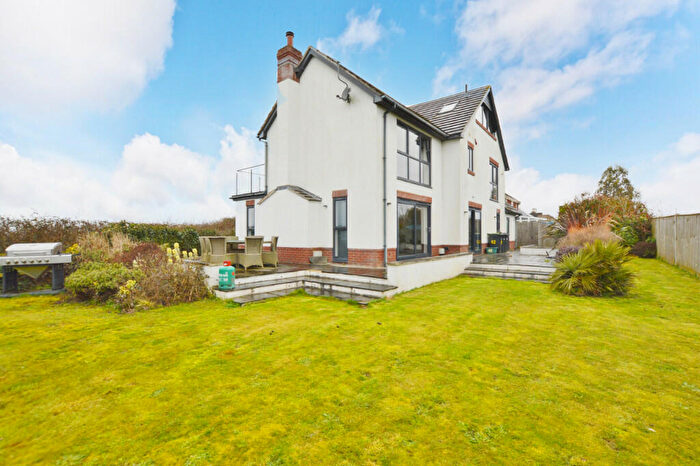 4 Bedroom Detached House For Sale In Glebe Road, BH16