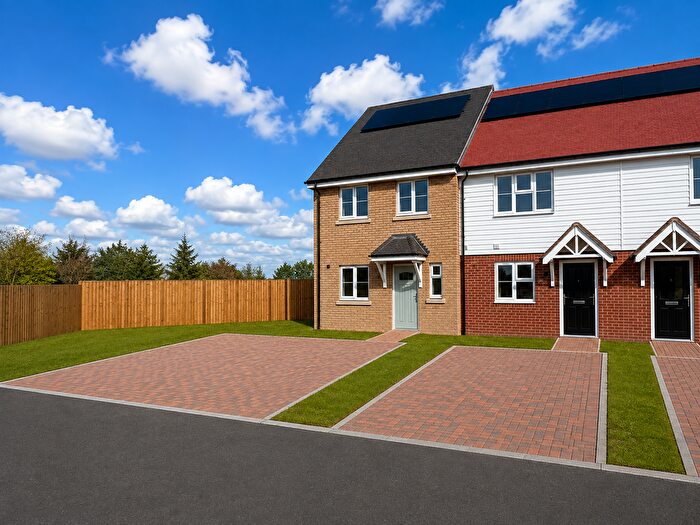 3 Bedroom End Of Terrace House To Rent In Henry Square, Polegate, East Sussex, BN26