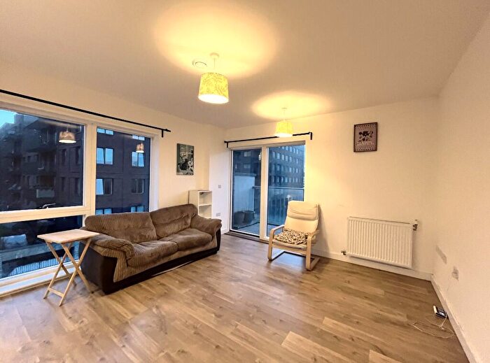 1 Bedroom Flat To Rent In Bawley Court, Magellan Boulevard, London, [Ref: KhpLlt], E16