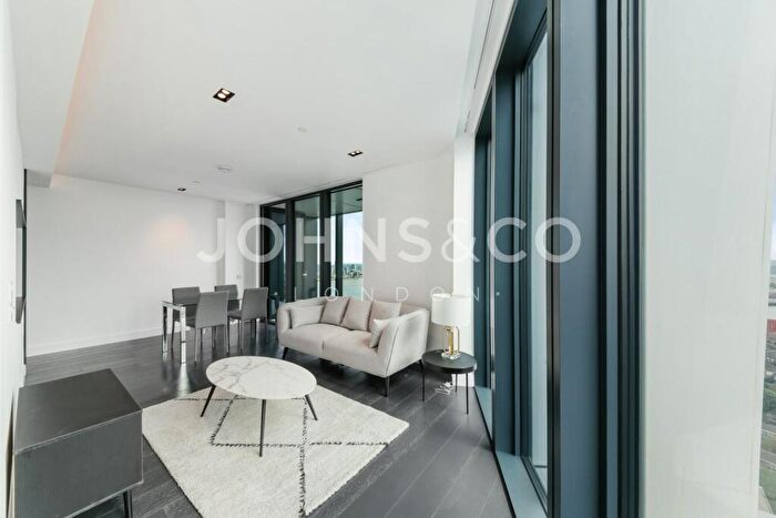 1 Bedroom Apartment To Rent In Amory Tower, Canary Wharf, E14