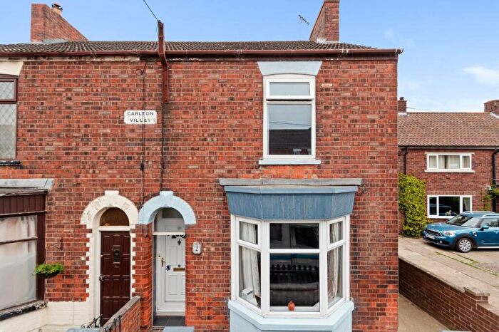 3 Bedroom Semi-Detached House For Sale In Carlton Villas, Barrow Road, New Holland, Barrow Upon Humber, DN19