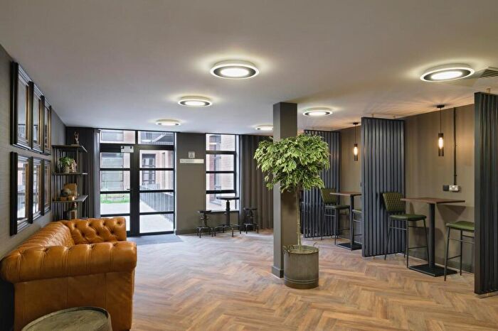 2 Bedroom Apartment To Rent In Gunsmith House, Price Street, Birmingham, B4