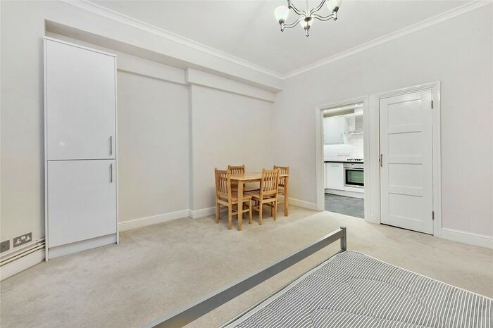 Studio To Rent In Collingham Road, Earls Court, SW5