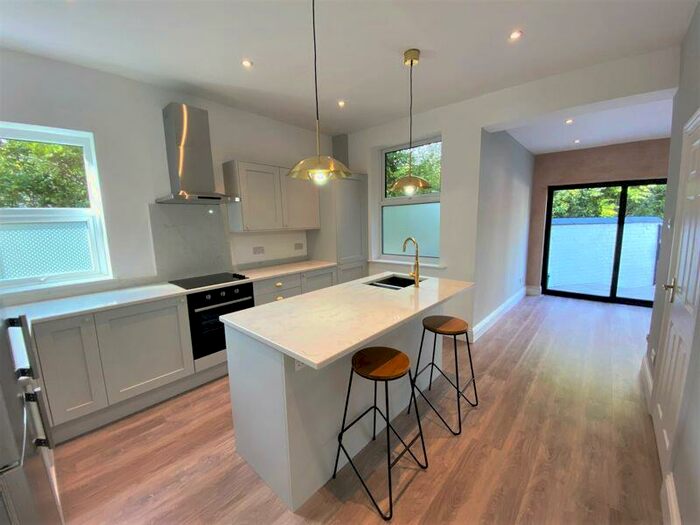 3 Bedroom End Of Terrace House To Rent In Ringlow Park Road, Manchester, M27