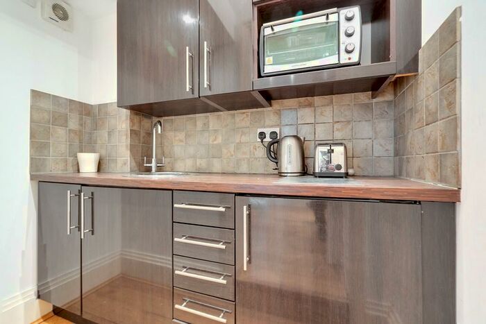 Studio To Rent In West End Lane, West Hampstead, NW6