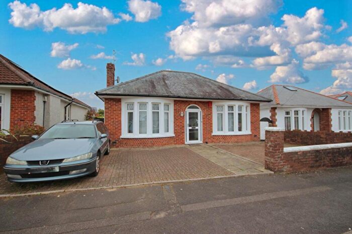 3 Bedroom Detached Bungalow For Sale In Yorath Road, Whitchurch, Cardiff, CF14