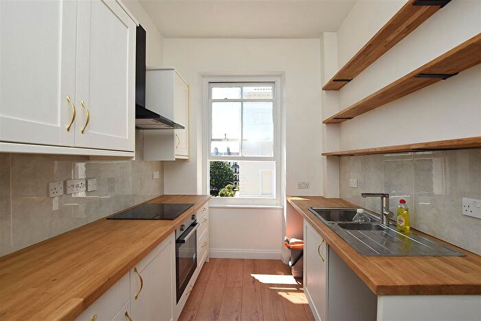 2 Bedroom Flat To Rent In Warrior Square, St. Leonards-On-Sea, TN37