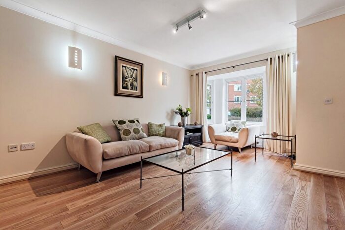 4 Bedroom Detached House To Rent In Bewley Street, Wimbledon, London, SW19