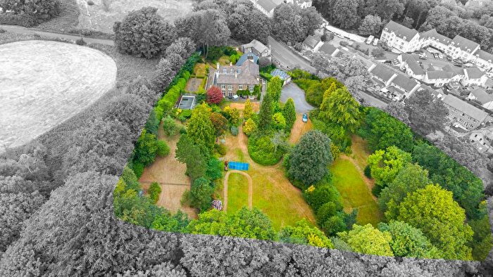6 Bedroom Detached House For Sale In Wadsley Grove, Worrall Road, Wadsley, S6
