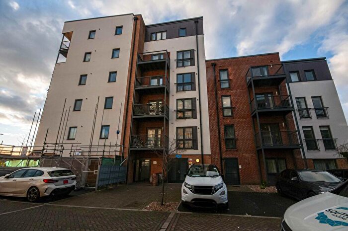 2 Bedroom Flat To Rent In Flat Fairthorn Road, Charlton, SE7
