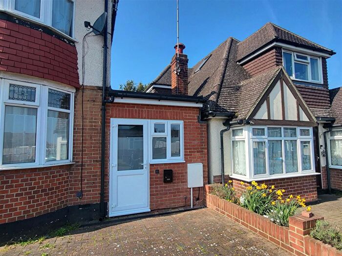 1 Bedroom Flat To Rent In Wilson Avenue, Rochester, ME1