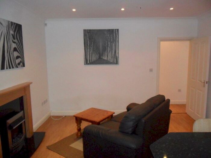 1 Bedroom Flat To Rent In Sherbrooke Road, Carrington, Nottingham, NG5