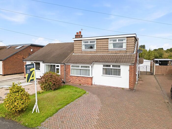 3 Bedroom Bungalow For Sale In Alderley Road, Thelwall, WA4