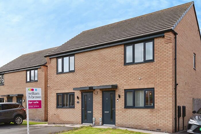 2 Bedroom Semi Detached House For Sale In Kedrum Road, Hull, HU9