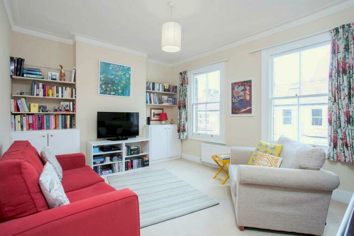 1 Bedroom Flat To Rent In Freke Road, SW11