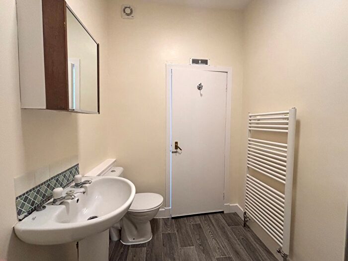 1 Bedroom Flat For Sale In A Powis Place, Aberdeen, Aberdeenshire, AB25