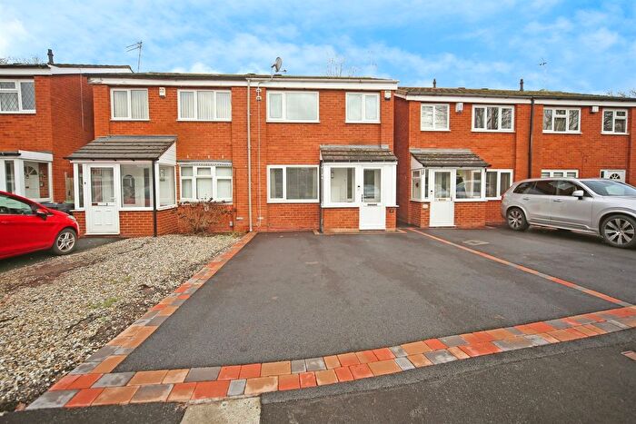 2 Bedroom Semi-Detached House For Sale In Merevale Close, Redditch, B98