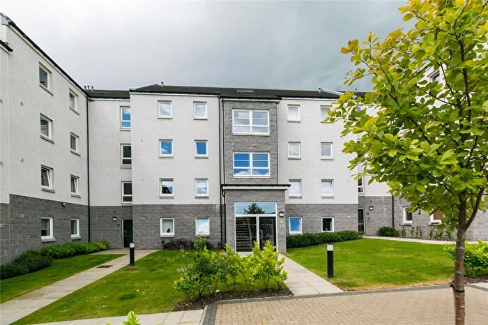 2 Bedroom Flat To Rent In Urquhart Court, Aberdeen, AB24