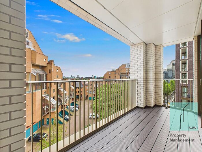 2 Bedroom Flat To Rent In Boxwood Gardens, London, E1W