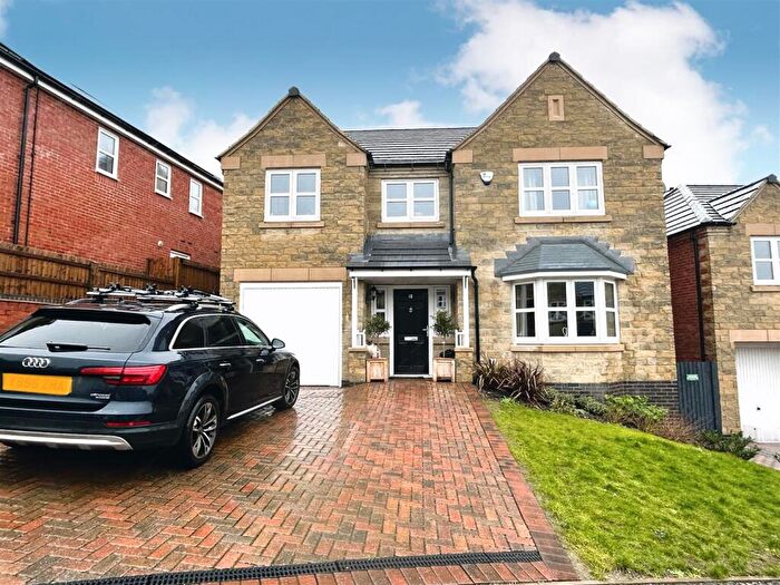 4 Bedroom Detached House For Sale In Wesley Drive, Crich, Matlock, DE4