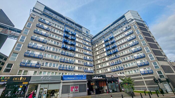 1 Bedroom Flat To Rent In The Vista Building, Calderwood Street, London, SE18