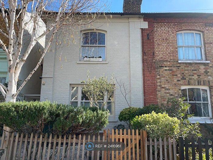 2 Bedroom Semi-Detached House To Rent In Walthamstow Village, London, E17
