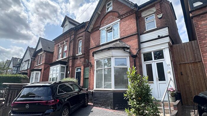 6 Bedroom House To Rent In Yardley Wood Road, Moseley, B13