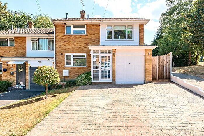 3 Bedroom End Of Terrace House For Sale In Valley View, Biggin Hill, Westerham, Kent, TN16