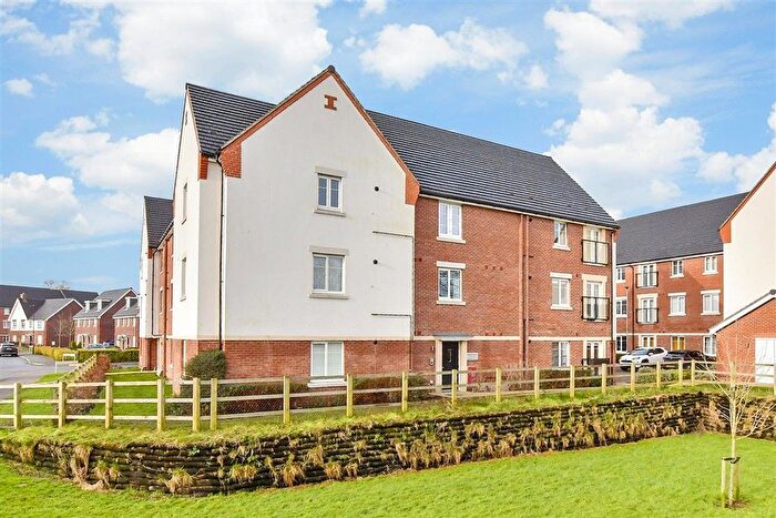 2 Bedroom Flat For Sale In Cornwell Avenue, Forge Wood, Crawley, West Sussex, RH10