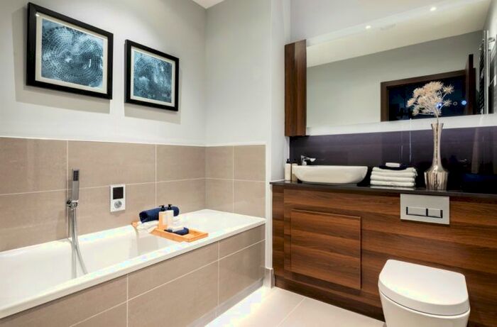 2 Bedroom Flat For Sale In King's House, Station Square, Cambridge CB1