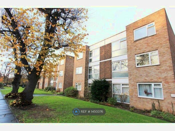 1 Bedroom Flat To Rent In Russell Court, Bromley, BR1