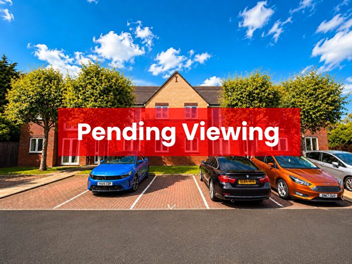 2 Bedroom Flat To Rent In Hadlez's Court, LS27