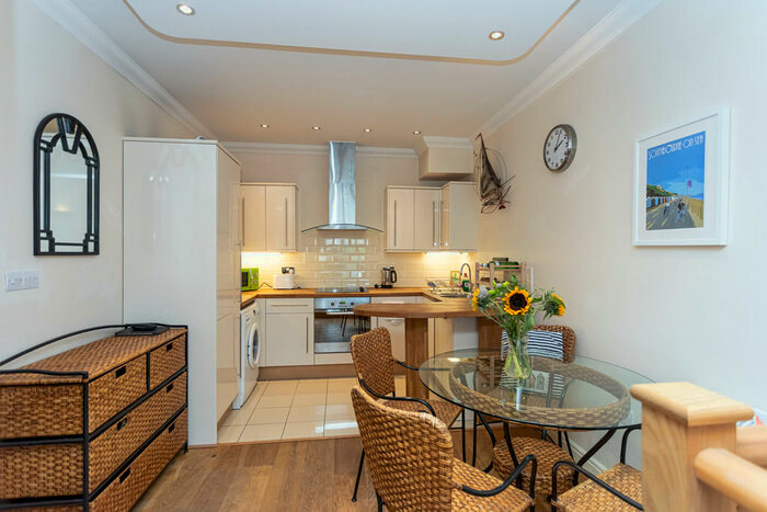 2 Bedroom Apartment To Rent In Mya Casa, St Catherine's Road, Southbourne, Dorset, BH6