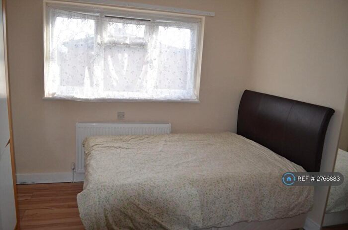 Studio To Rent In Blandford Road, Beckenham, BR3
