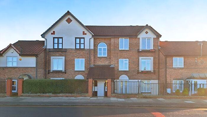 2 Bedroom Flat For Sale In Benwell Village Mews, Benwell, Newcastle Upon Tyne, NE15