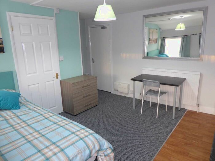 Studio To Rent In Carey Street, Reading RG1