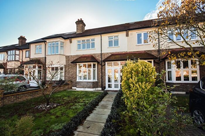 3 Bedroom Property To Rent In Kenley Road, London, SW19