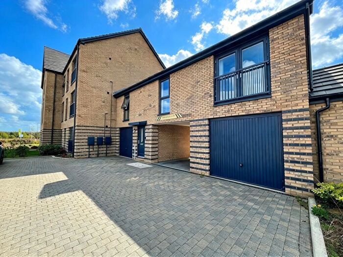 2 Bedroom Terraced House For Sale In Shippery Lane, Wichelstowe, SN1