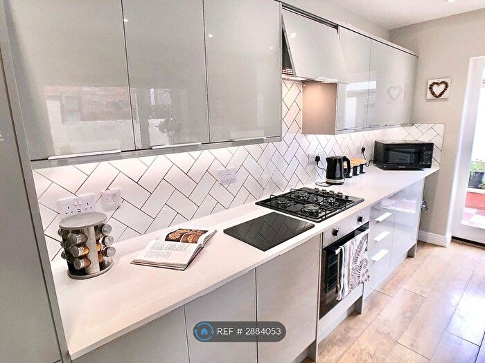 3 Bedroom Terraced House To Rent In Blenheim Street, Hull, HU5