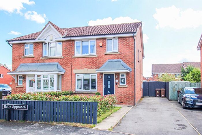 3 Bedroom Semi-Detached House For Sale In Holly Approach, Ossett, WF5