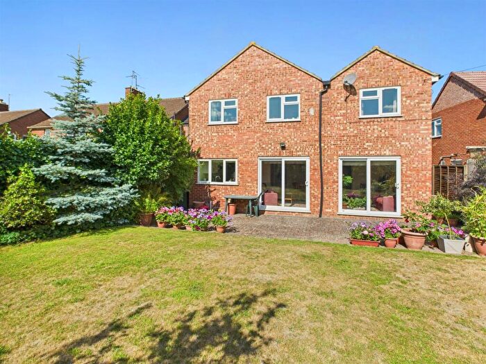 5 Bedroom Detached House For Sale In Oxstalls Way, Longlevens, Gloucester, GL2