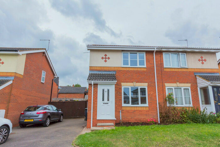 2 Bedroom Semi-Detached House To Rent In Garrow Close, Irthlingborough, NN9