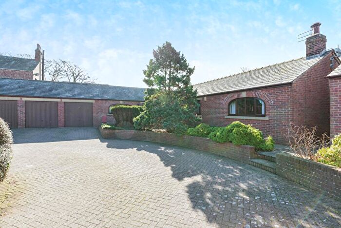 4 Bedroom Link Detached House For Sale In Roseacre Road, Roseacre, Preston, Lancashire, PR4