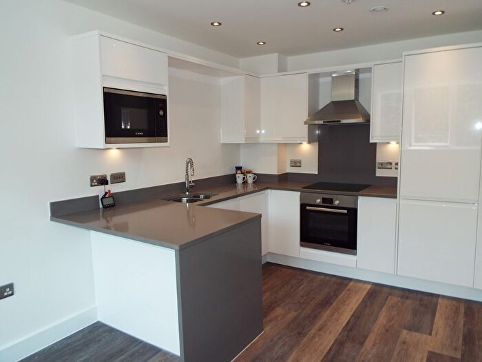 1 Bedroom Flat To Rent In Park Road, Altrincham, WA14