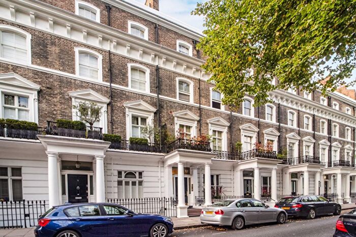 3 Bedroom Terraced House For Sale In Onslow Square, South Kensington, SW7