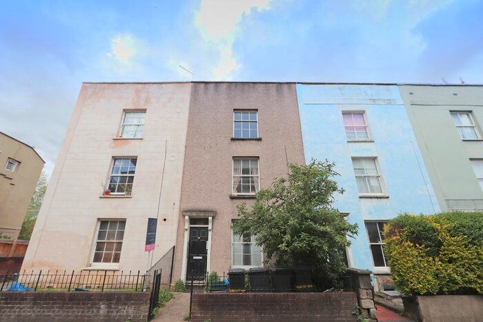 1 Bedroom Flat To Rent In Bath Buildings, Bristol, BS6